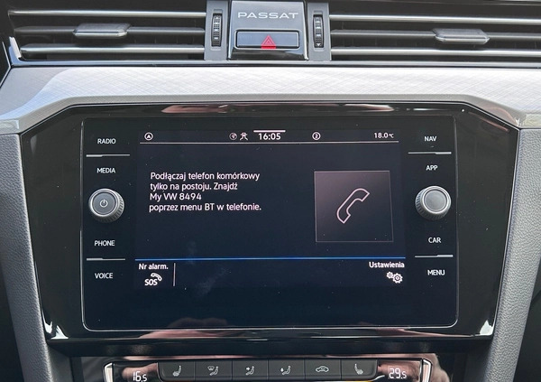 Volkswagen Passat cena 92900 przebieg: 129436, rok produkcji 2020 z Józefów małe 781